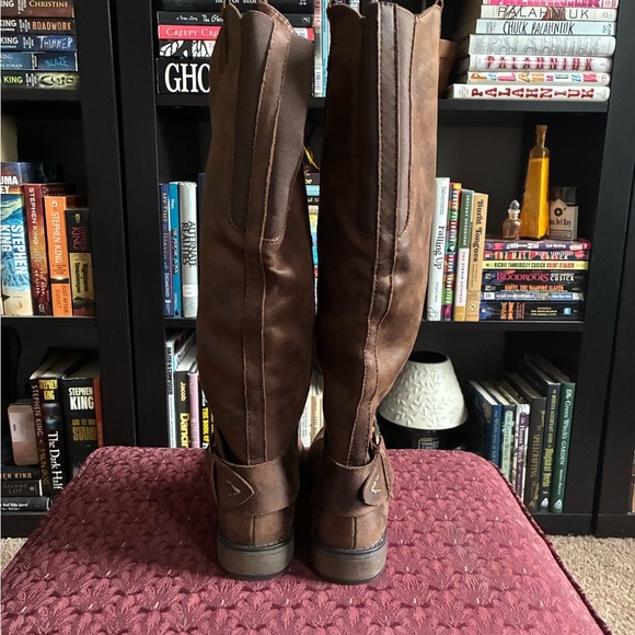 Brown Knee-High Boots - Picture 3 of 7